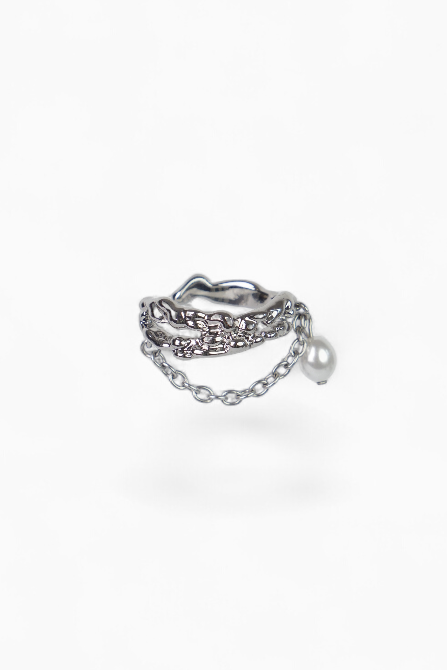Pearl Chain Embrace Ring - Coddle Heaven