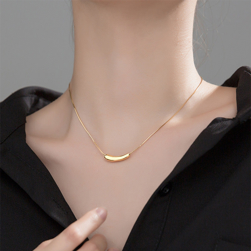 Curved Eggplant Necklace - Coddle Heaven