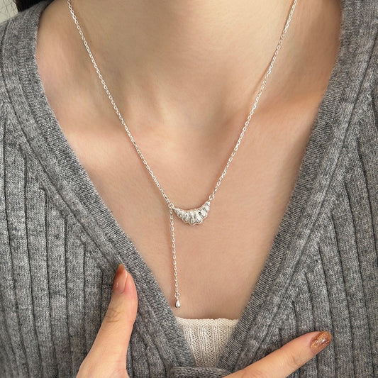 Silver Croissant Necklace