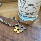Contrasting Color Flowers Necklace - Coddle Heaven