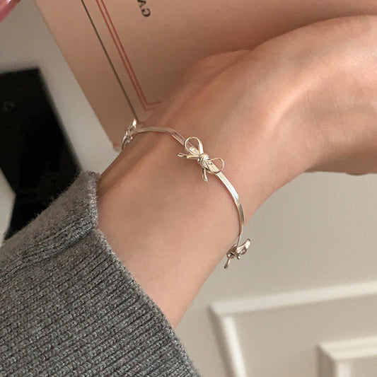 Bow Snake Chain Bracelet