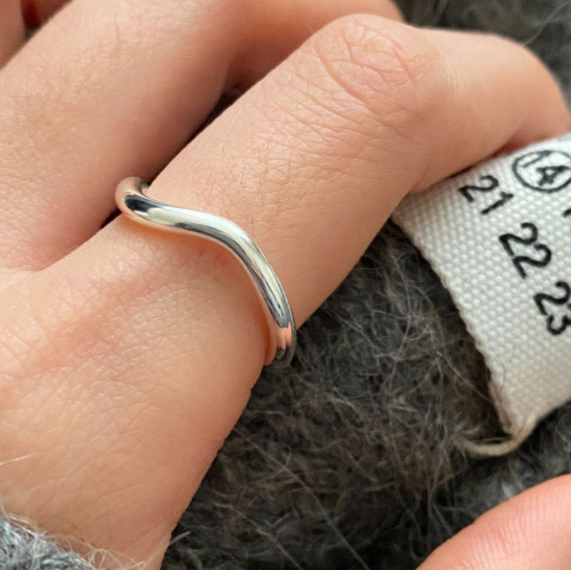 Simple Wave Ring - Coddle Heaven