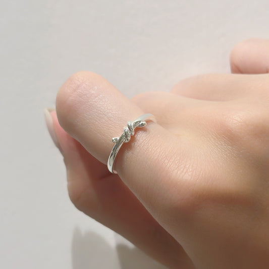 Knot Ring