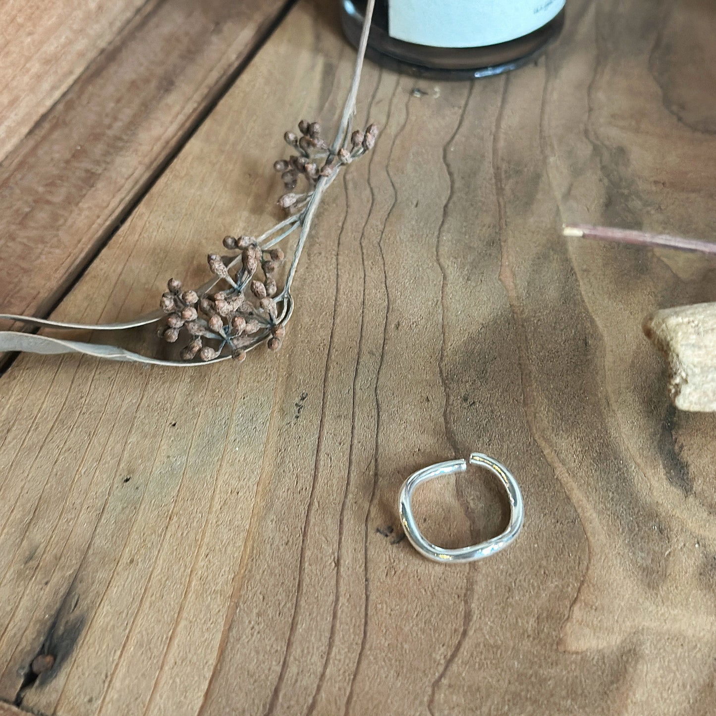 Simple Wave Ring