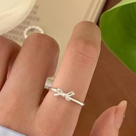 Mini Bow Ring