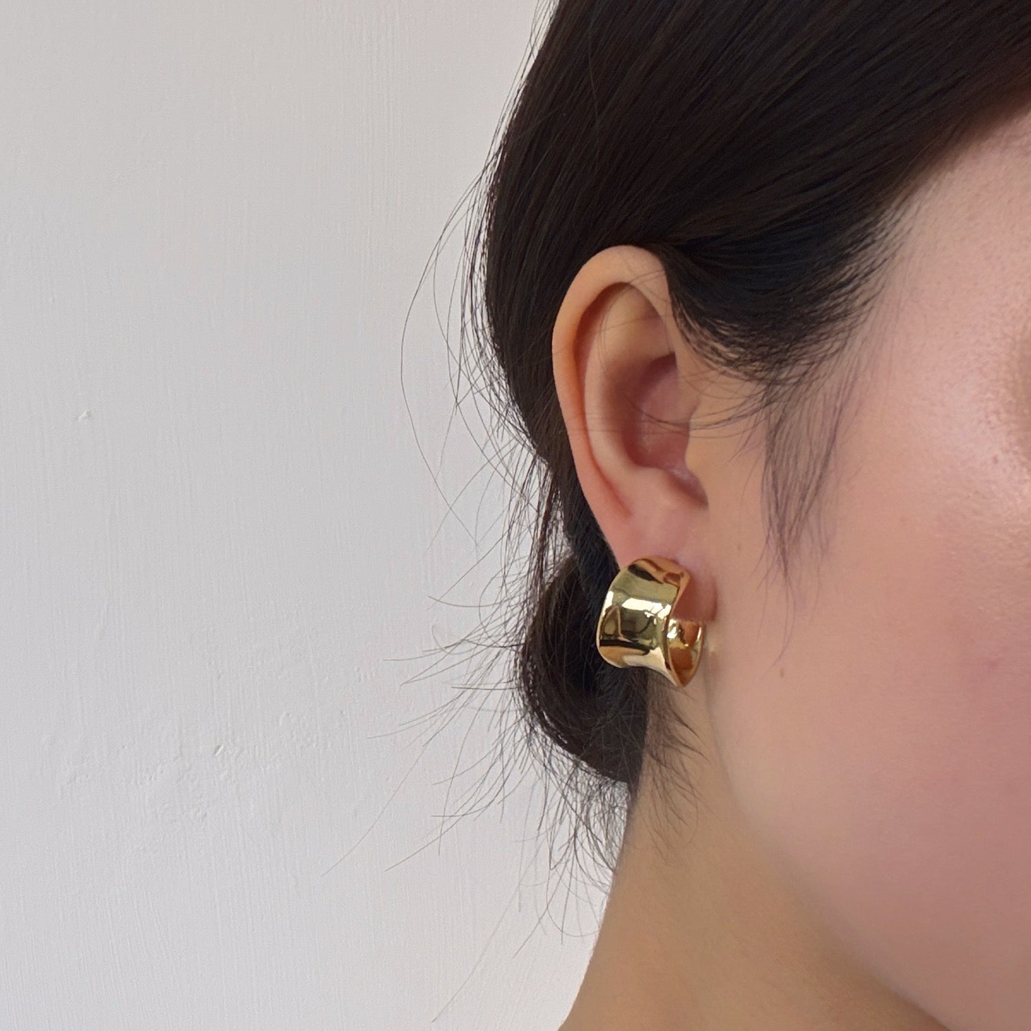 Bold C Hoops Earrings - Coddle Heaven