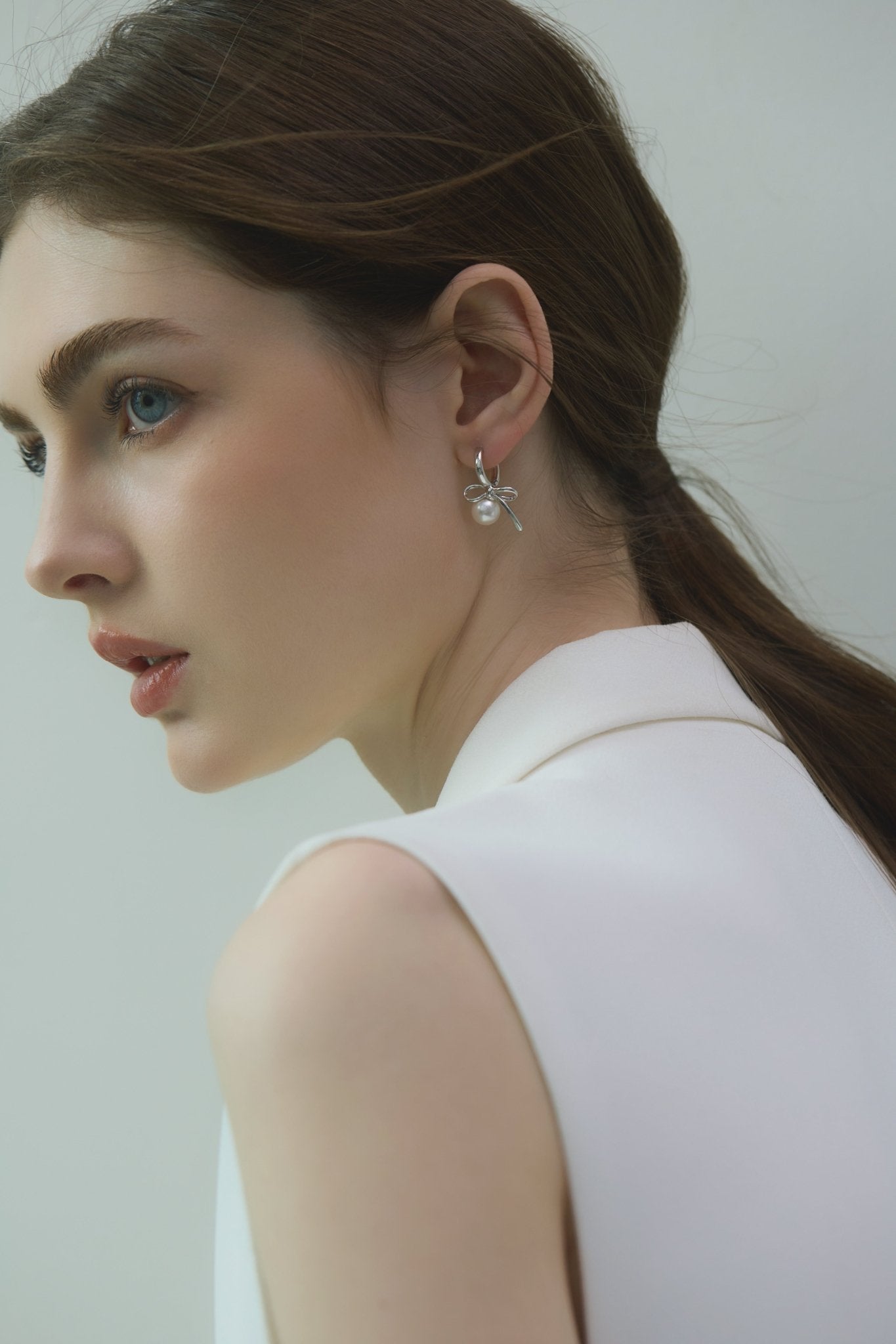 Bow Pearl Earrings - Coddle Heaven