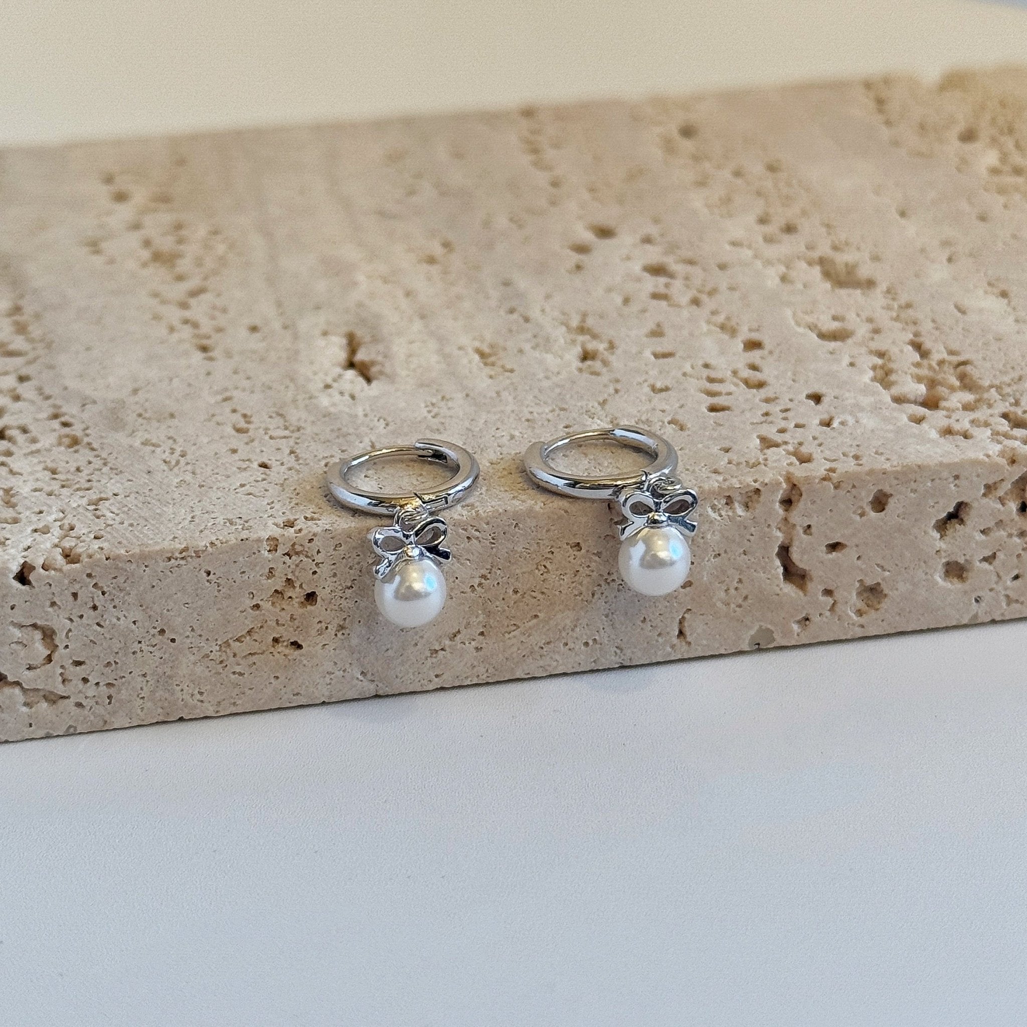 CH Mini Bow Pearl Earrings - Coddle Heaven