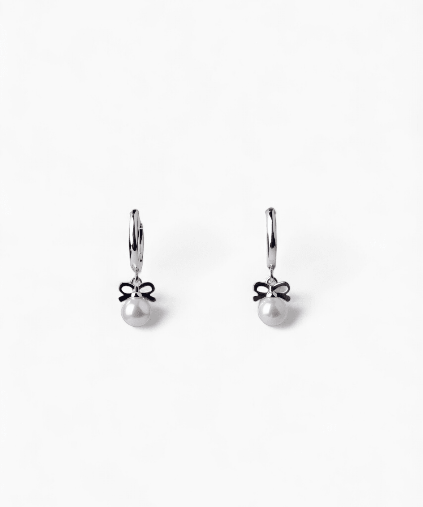 CH Mini Bow Pearl Earrings - Coddle Heaven
