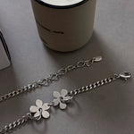 Flower Clasp Necklace - Coddle Heaven