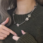 Flower Clasp Necklace - Coddle Heaven