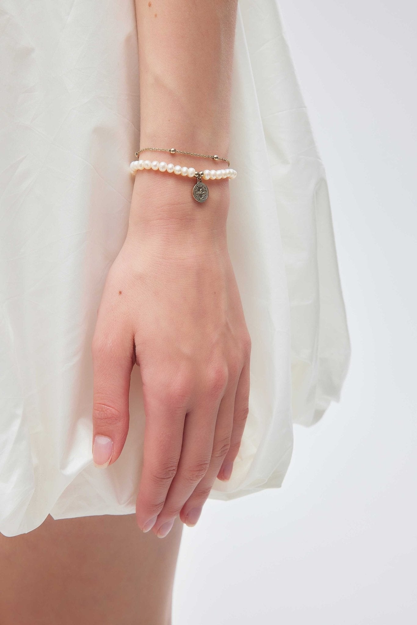 Retro Pearl Layered Bracelet - Coddle Heaven