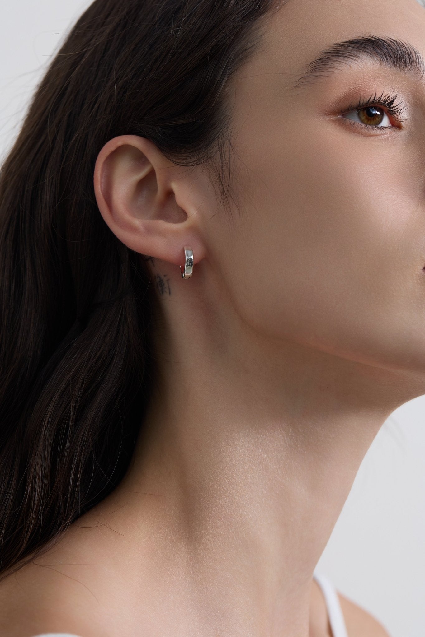 Streamline Hoop Earrings - Coddle Heaven