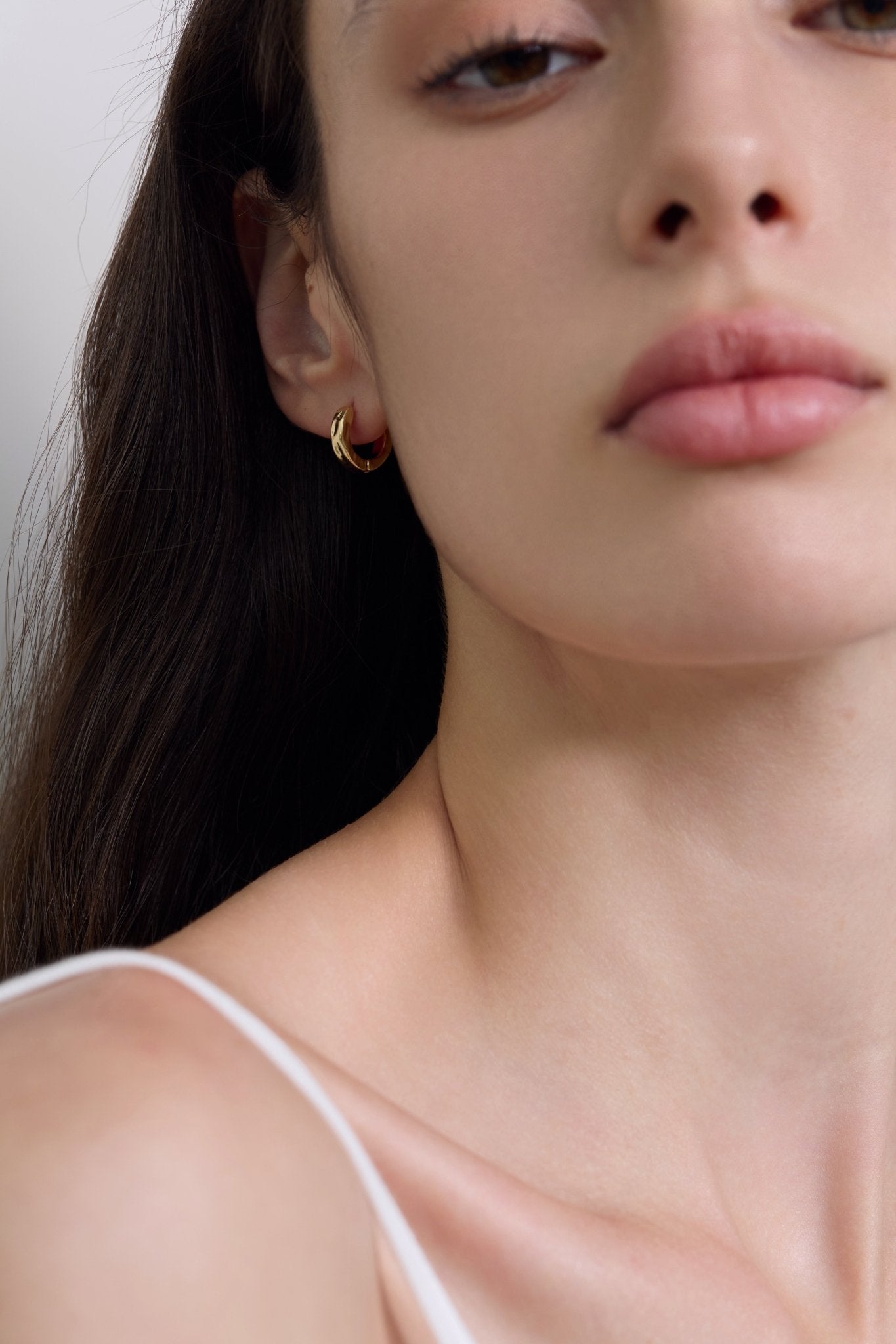 Streamline Hoop Earrings - Coddle Heaven