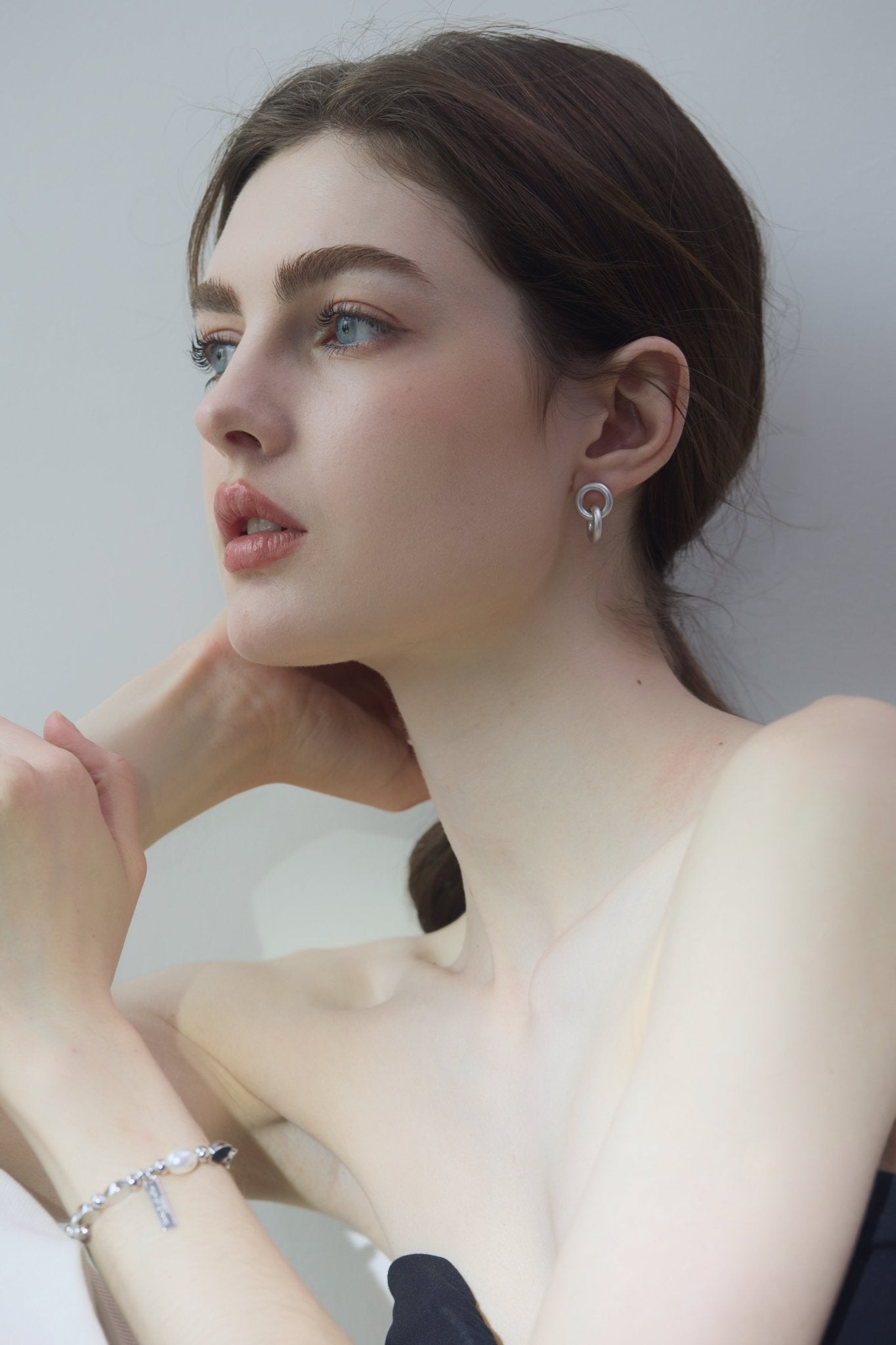 Twin Hoop Clasp - Coddle Heaven
