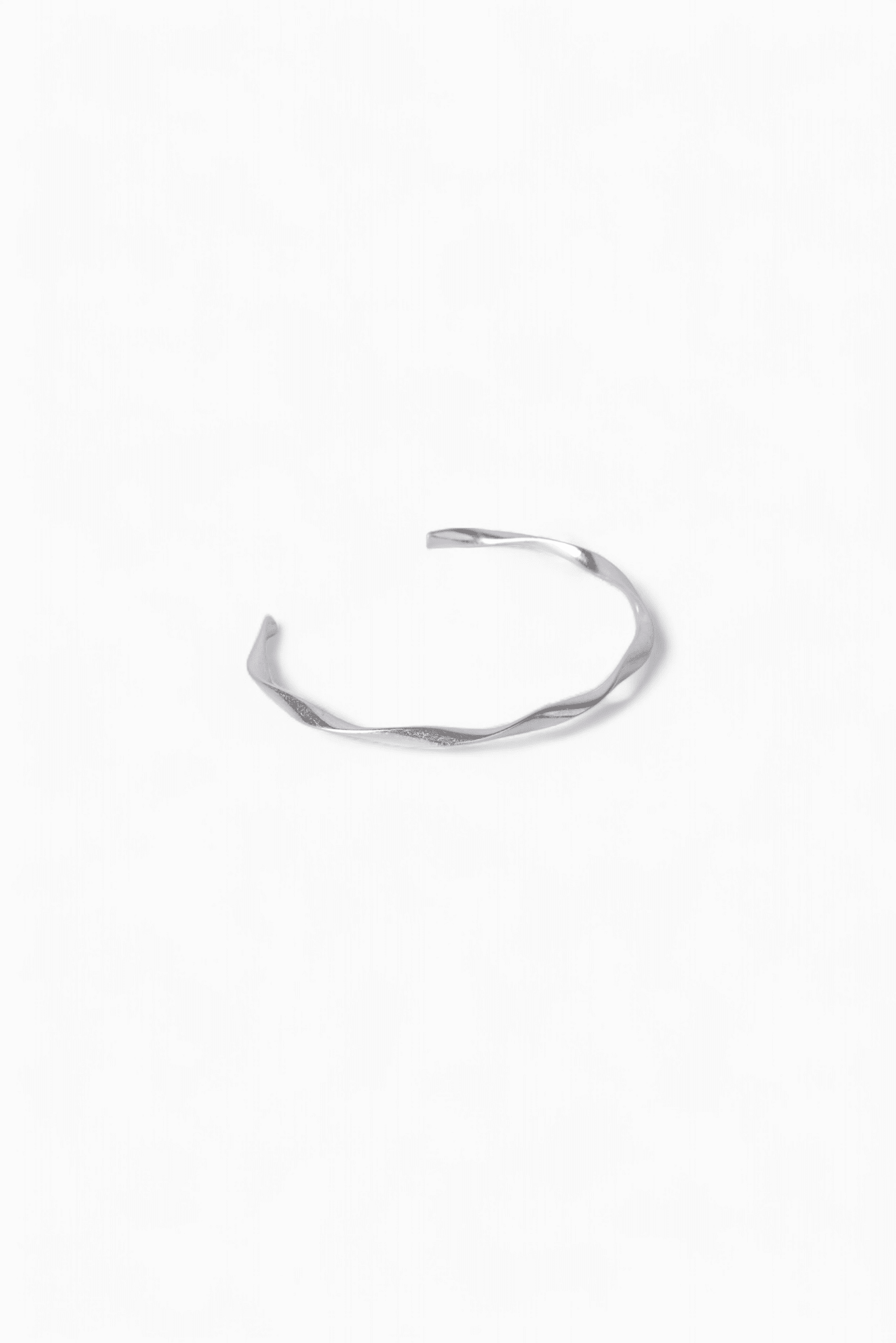Twist Simplicity Bracelet - Coddle Heaven